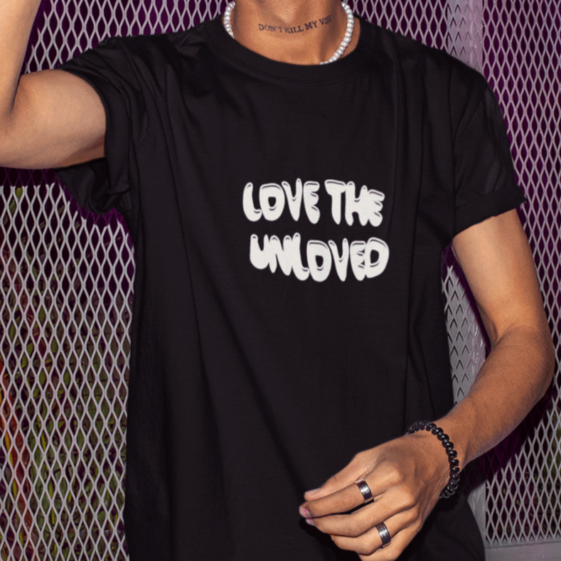 T-shirt LOVE THE UNLOVED