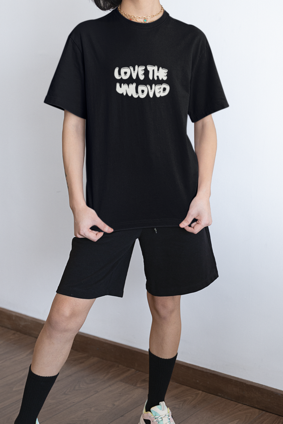 T-shirt LOVE THE UNLOVED